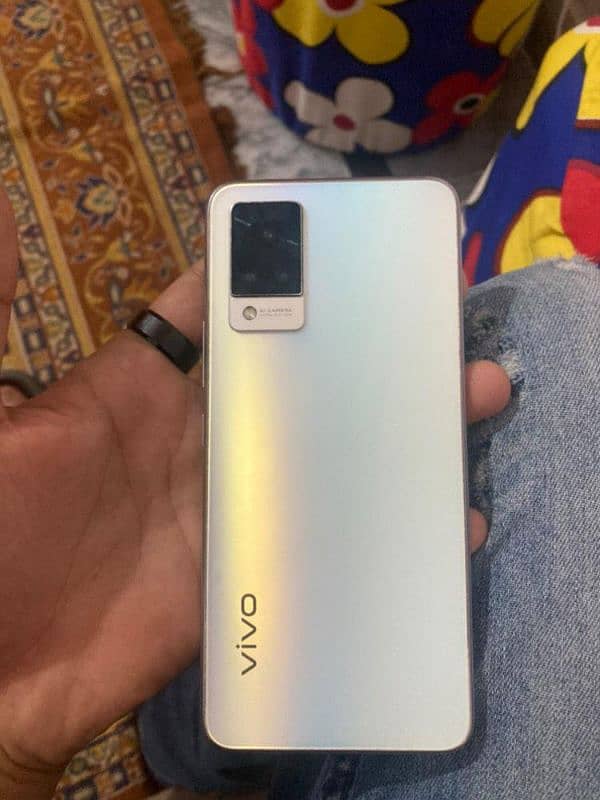 vivo v21 10/10 1