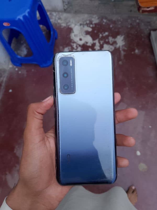 Vivo v20e 8RAM 128GB 0