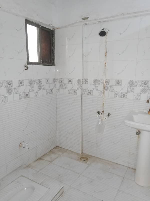 2 Bed DD Flat For Rent In Shumail View 2