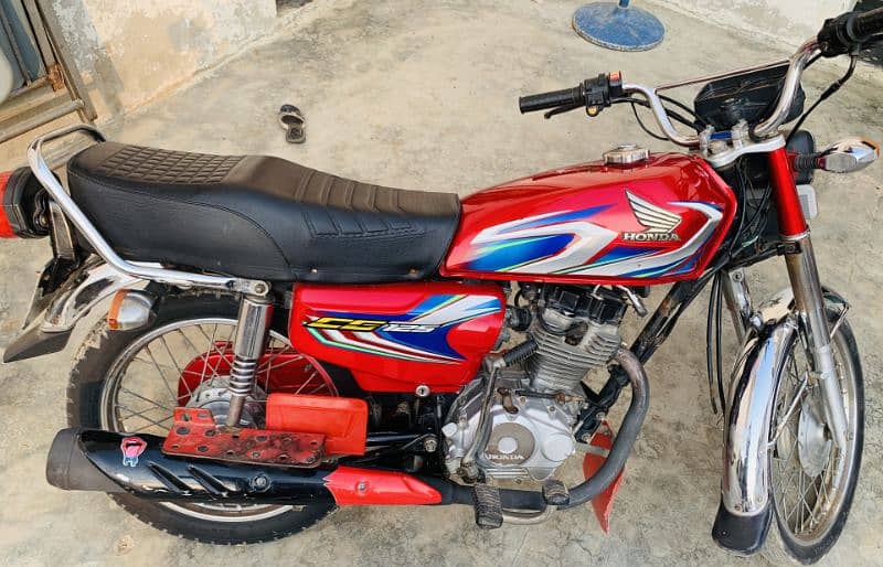 03008869069 Honda 125 2