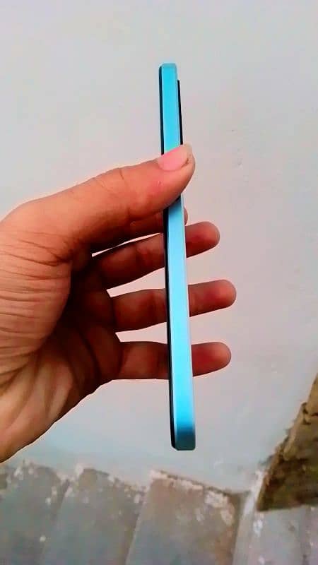 OnePlus n20 se  6/128gb 1