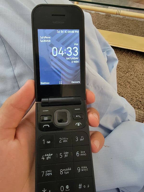 Nokia 2720 Flip Dual sim 2