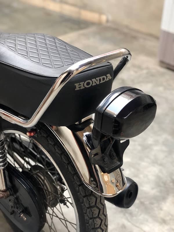 honda 125 2022 9