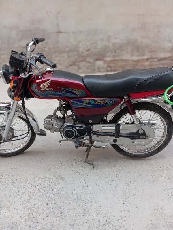 Honda cd70 23/24 applied for Smoothly drive first onwer no:03059919292 4