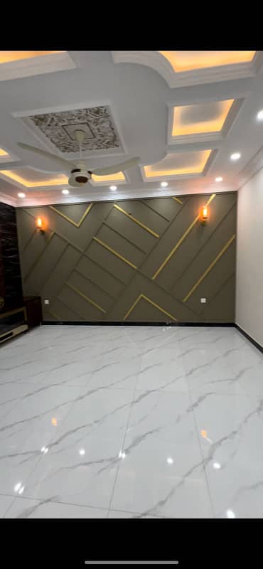 10 MARLA BRAND NEW UPR PORTION FOR RENT IN BAHRIA TOWN LAHORE 5