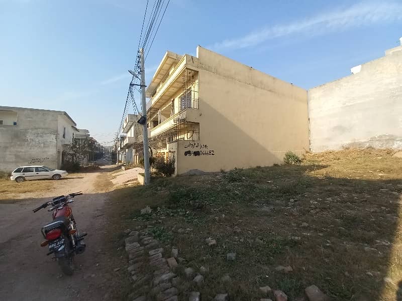 6 Marla Plot Urgent For Sale Solid Land Possession Able Plot In Airport Housing Society Sector 04 VIP EXTENTION Rawalpindi 1