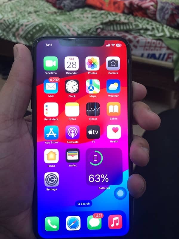 iphone 11 pro max 6