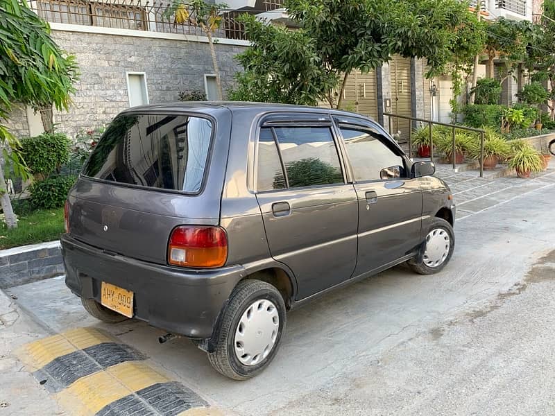 Daihatsu Cuore 2005 1