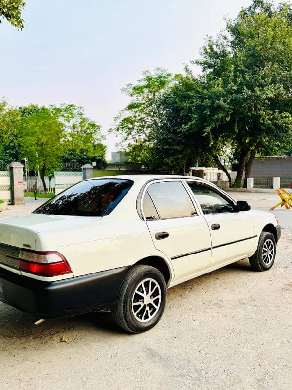 Toyota Corolla LX Limited 1.3 2