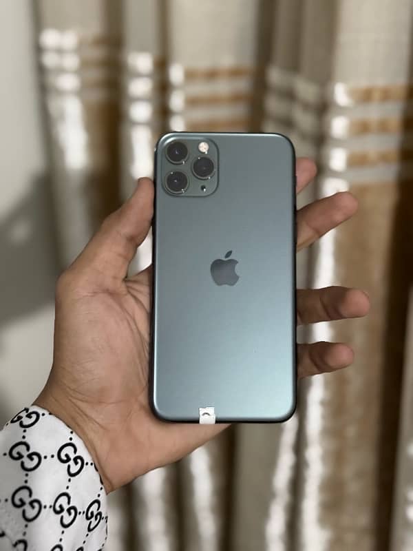 iphone 11 pro 2