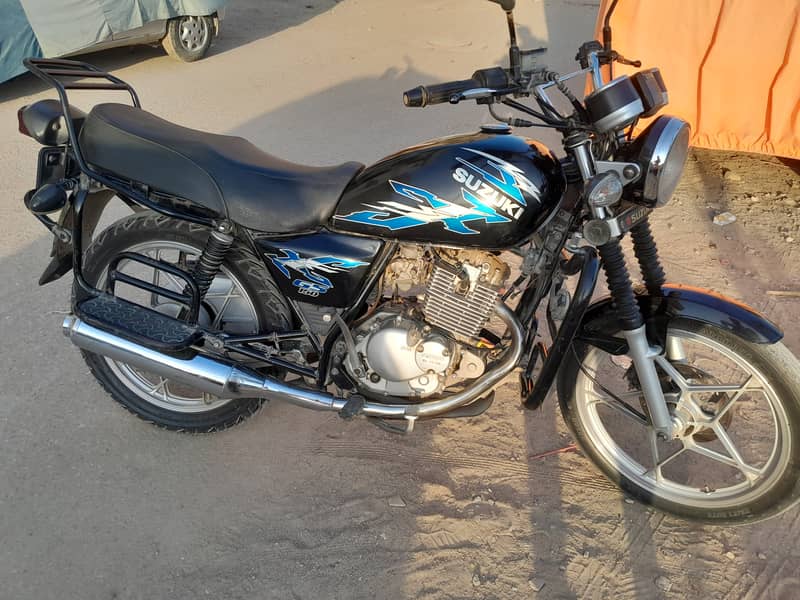 Suzuki GS 150 2021 4