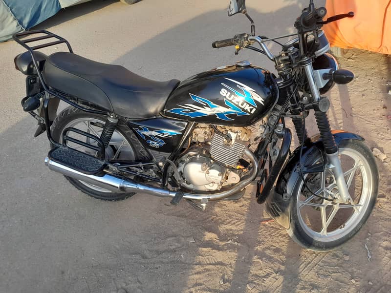 Suzuki GS 150 2021 5