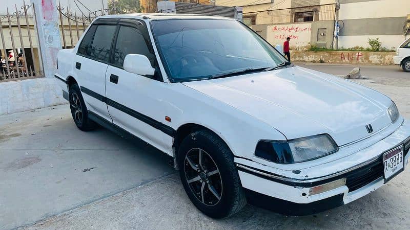 Honda Civic EXi 1990 7