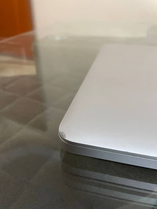 MacBook Pro 15”3 Urgent 4