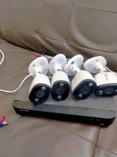 Hikvision 8mp dvr with 8Mp swann cameras clr