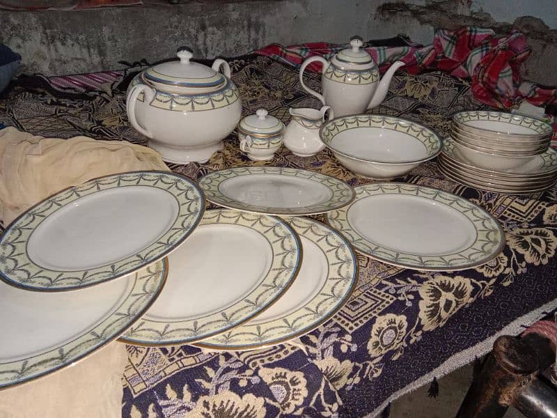 Gold Plated Dinner Set bon China 27 Pieces 4