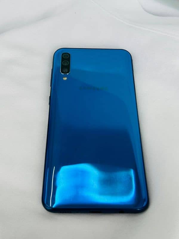 Samsung A50 5