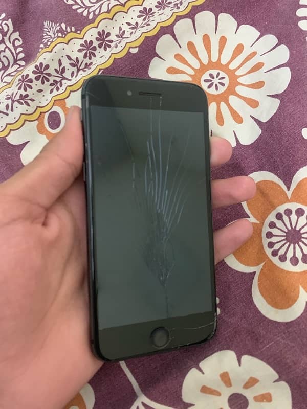 iphone 8 64gb non-pta 5