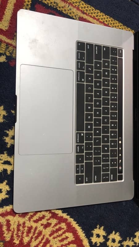 MacBook Pro 2019 | i9 | 32GB RAM | 512GB SSD | Touch Bar 1