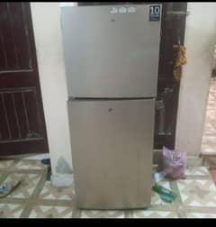 Haier fridge 7/10 conditions