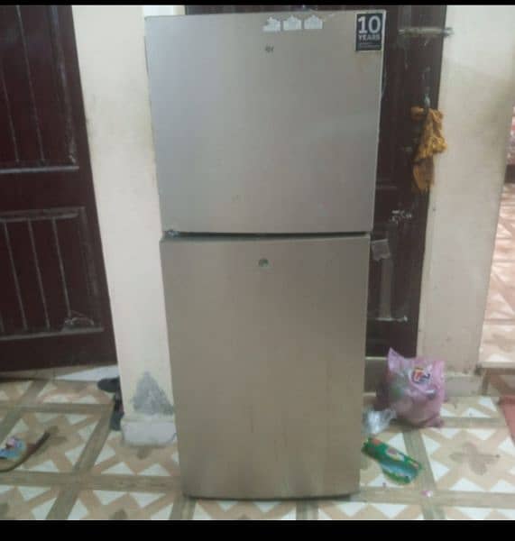 Haier fridge 7/10 conditions 0