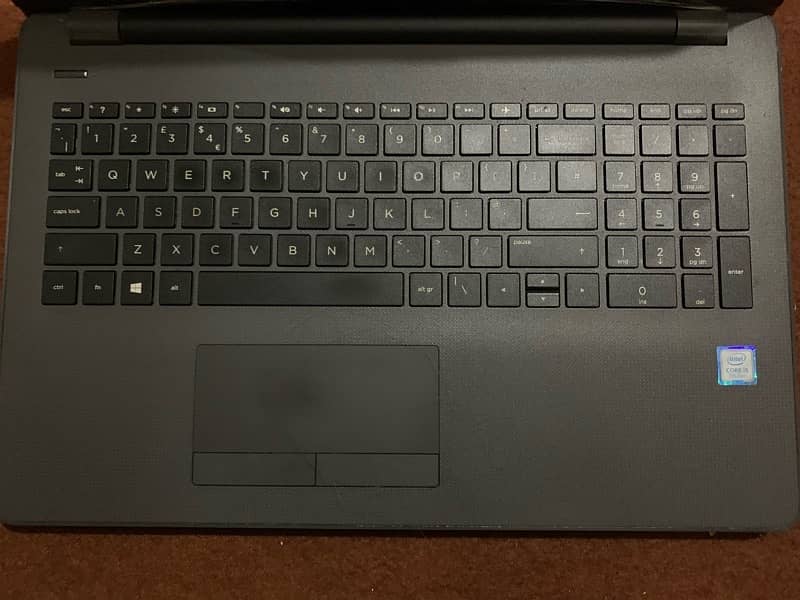 HP Intell Core I5 7th Generation 256gb SSD 9