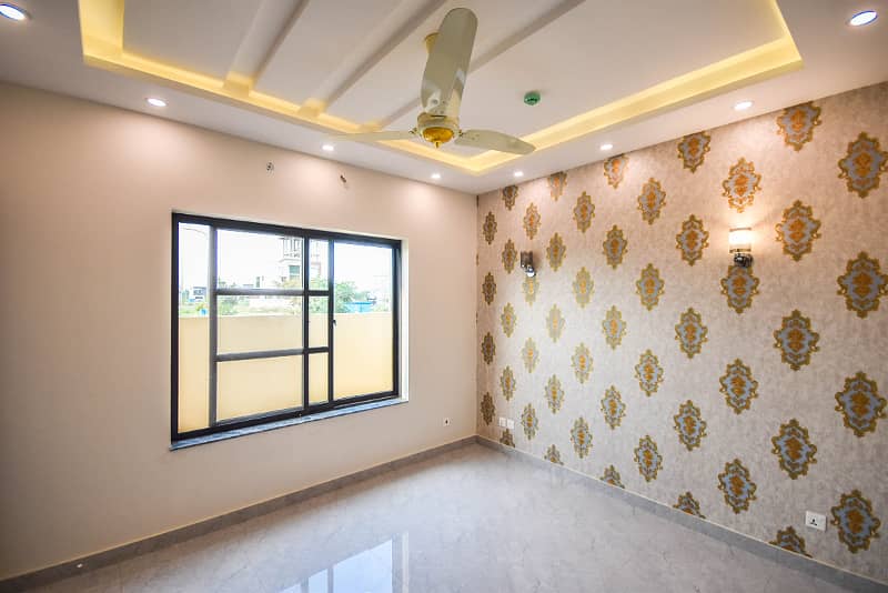 5 Marla Brand New Designer House For Sale In DHA Phase 5 9