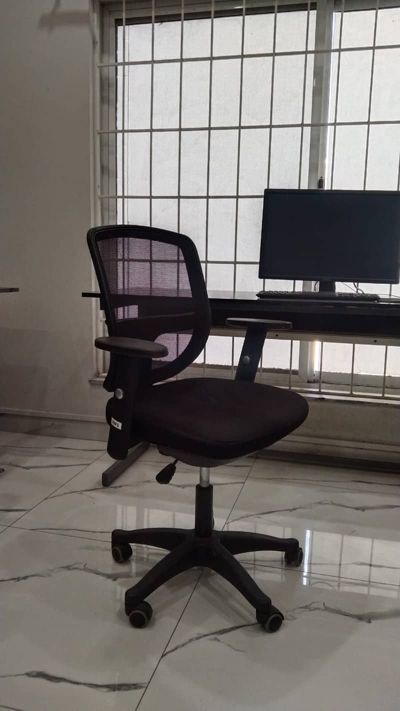 Office Furniture, Workstations Computer Desk Chair Sale (Auction) 11