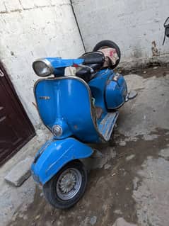 Vespa 150cc 77 model totally genuine exchange also possible