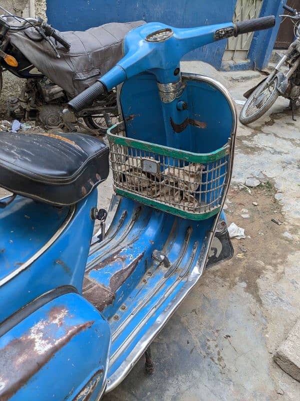 Vespa 150cc 77 model totally genuine exchange also possible 2