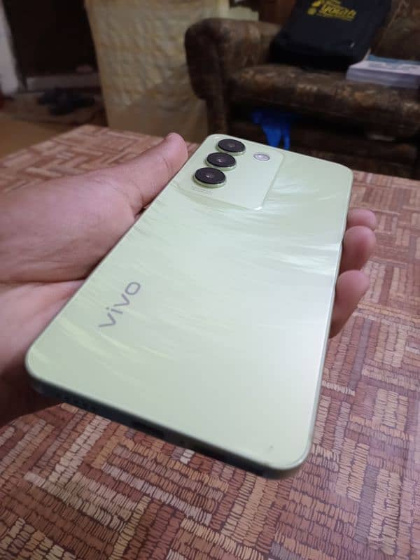 VIVO Y100 WITH 11 MONTH WARRANTY 0