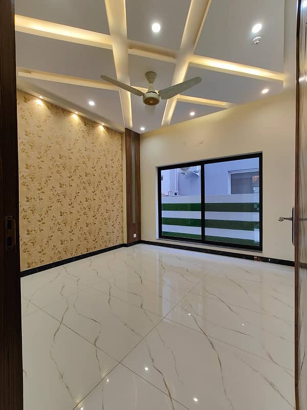 5 Marla Luxury House Available For sale In DHA 9 Town Lahore 9