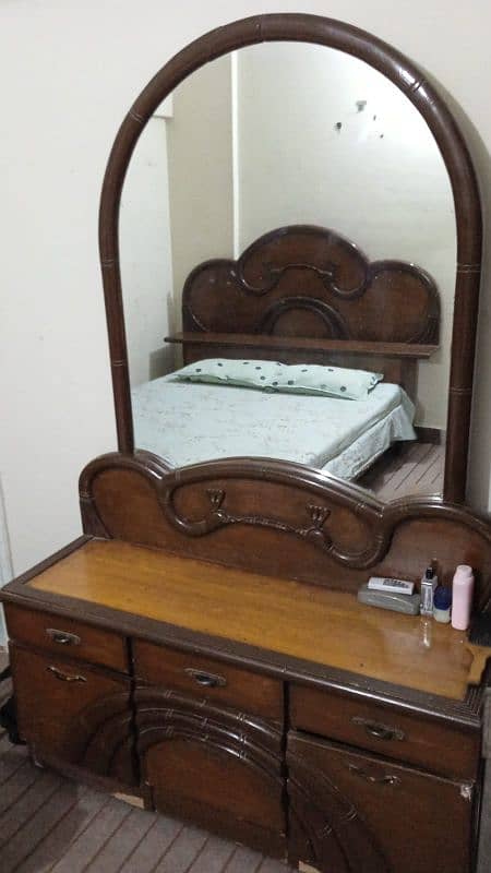 Bed with mattress and dressing with mirror urgently for sale 5