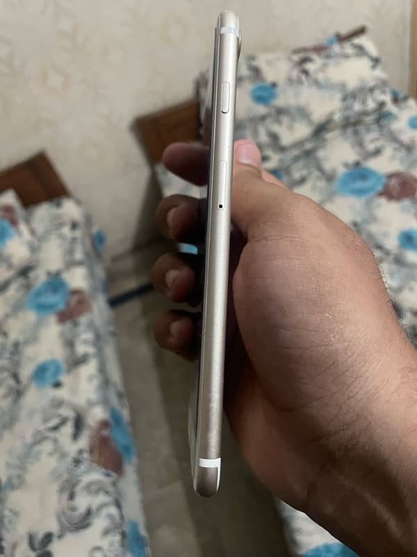 iphone 7 plus PTA Aproved 4