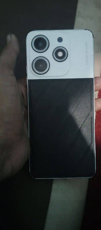 only 28000 Tecno spark10 pro 0