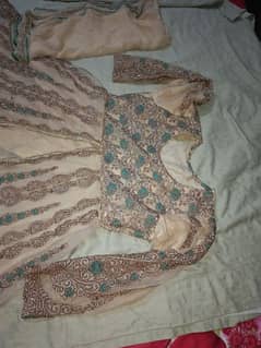 new condition 3500 per suite fancy suit