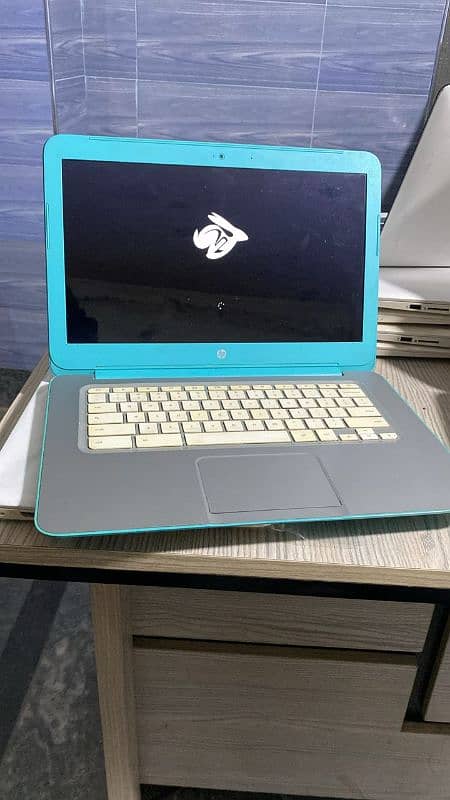 Hp 4gb 128gb chromebook window 11 8