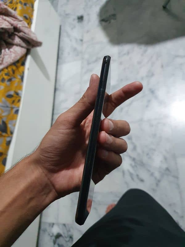 One plus 6t 8/128gb 10by10 condition 1