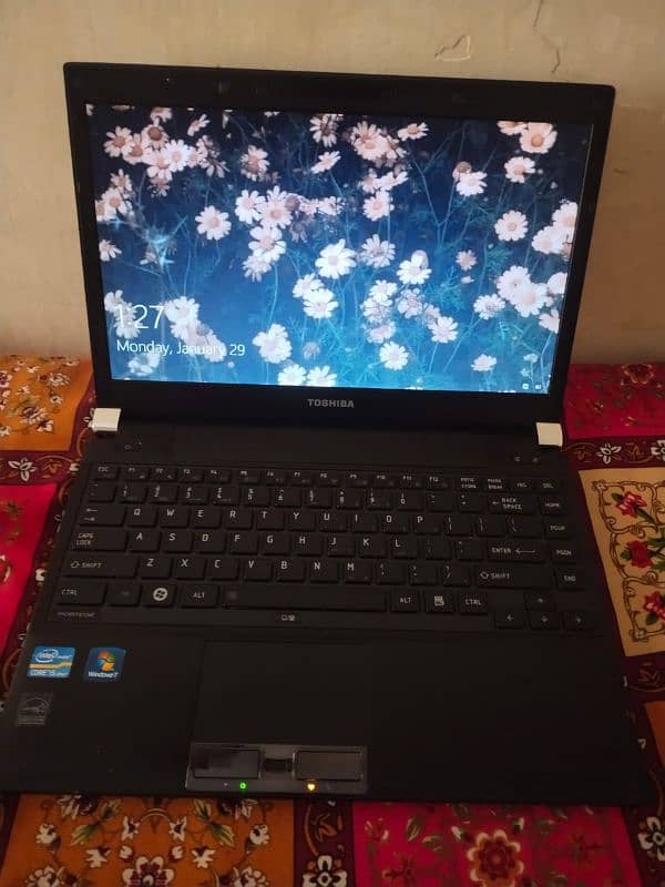 Toshiba Core i3 3Rd Gen 1