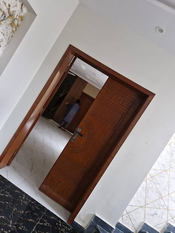 10 Marla brand new Spanish house For Rent. In DHA Phase 6 Lahore At Super Hot Location. 9