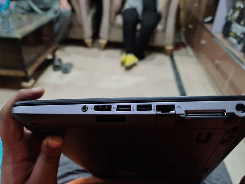 HP Elite Book 840 G2 12