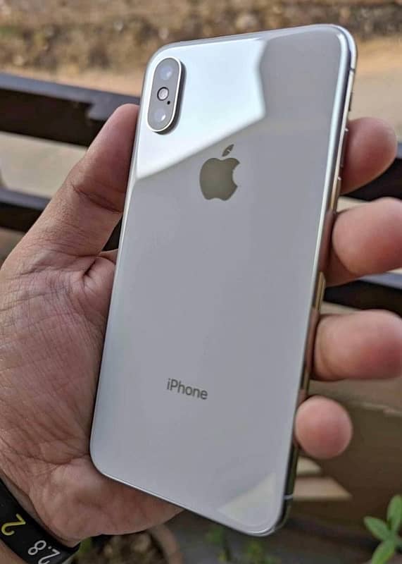 iPhone XS 64gb PTA APPROVED 0