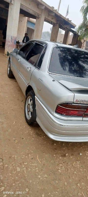 Mitsubishi Galant 1992 7