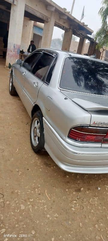 Mitsubishi Galant 1992 9