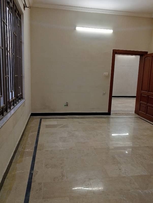 10 Marla Upper Portion For Rent 18