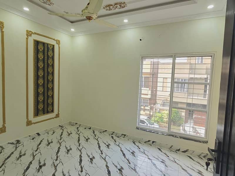 5 Marla luxury House Available For RENT In Paragon City Lahore 15