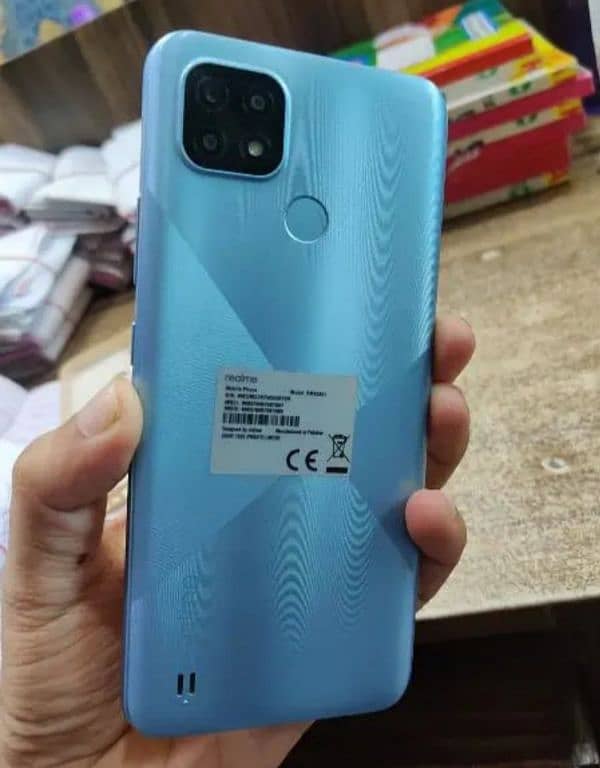 realme c21    (3.32) 0