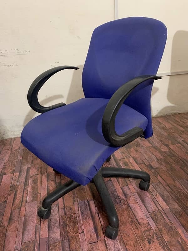 Office chair 0