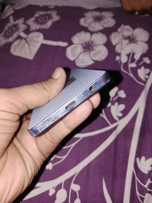 Tecno Camon 20 Diba Charger Available Only Fingerprint Nhi Chalta. 5