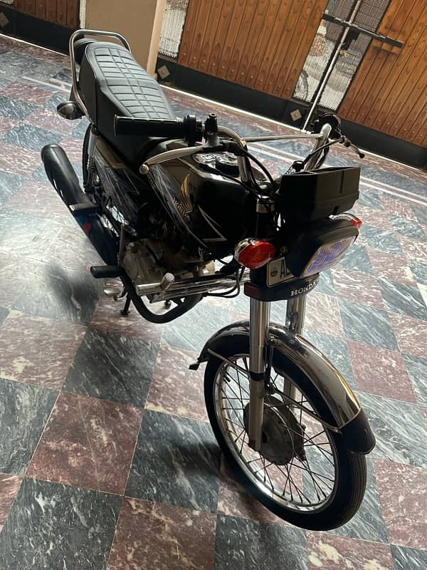 Honda CG125 in immaculate condition! 4